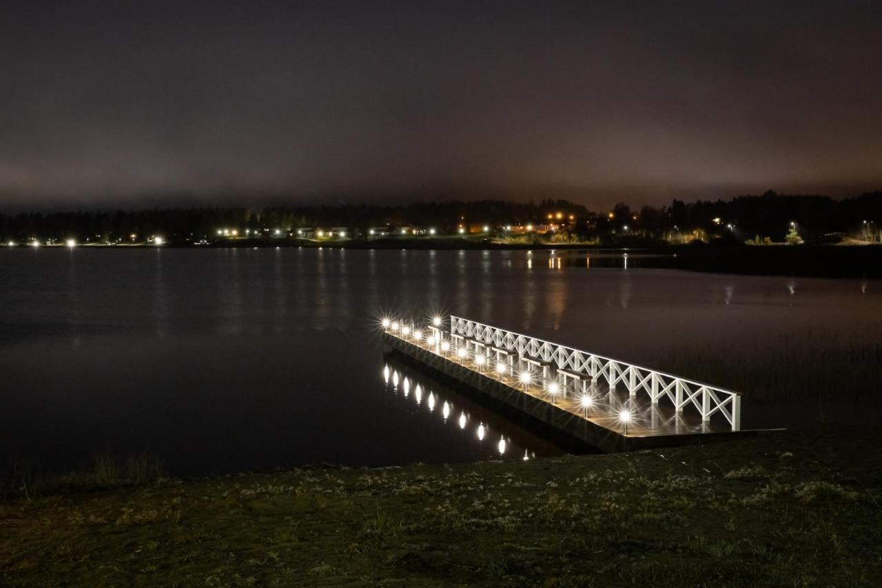 Hotel Aateli Lakeside Vuokatti Buitenkant foto